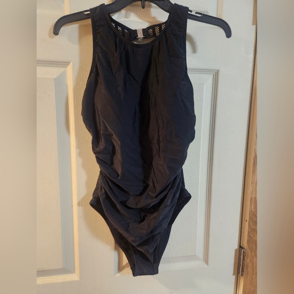 CUPSHE BLACK ONE PIECE SWIMSUIT: NEW WITH TAGS: SZ M